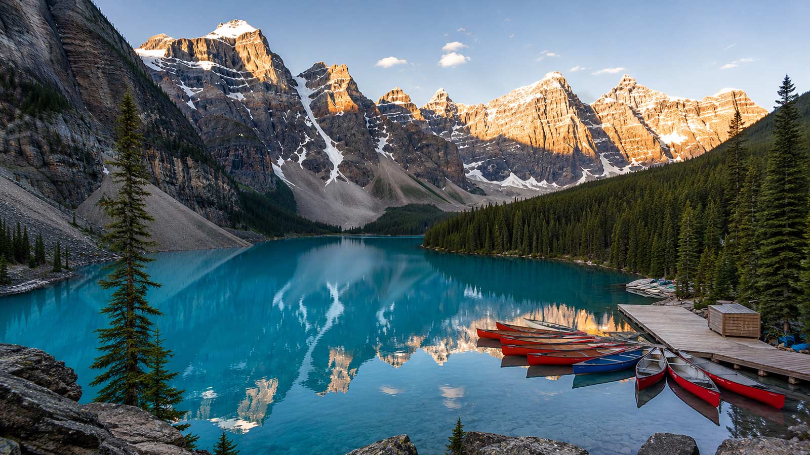 Moraine Lake sunrise in Banff National Park, Canada