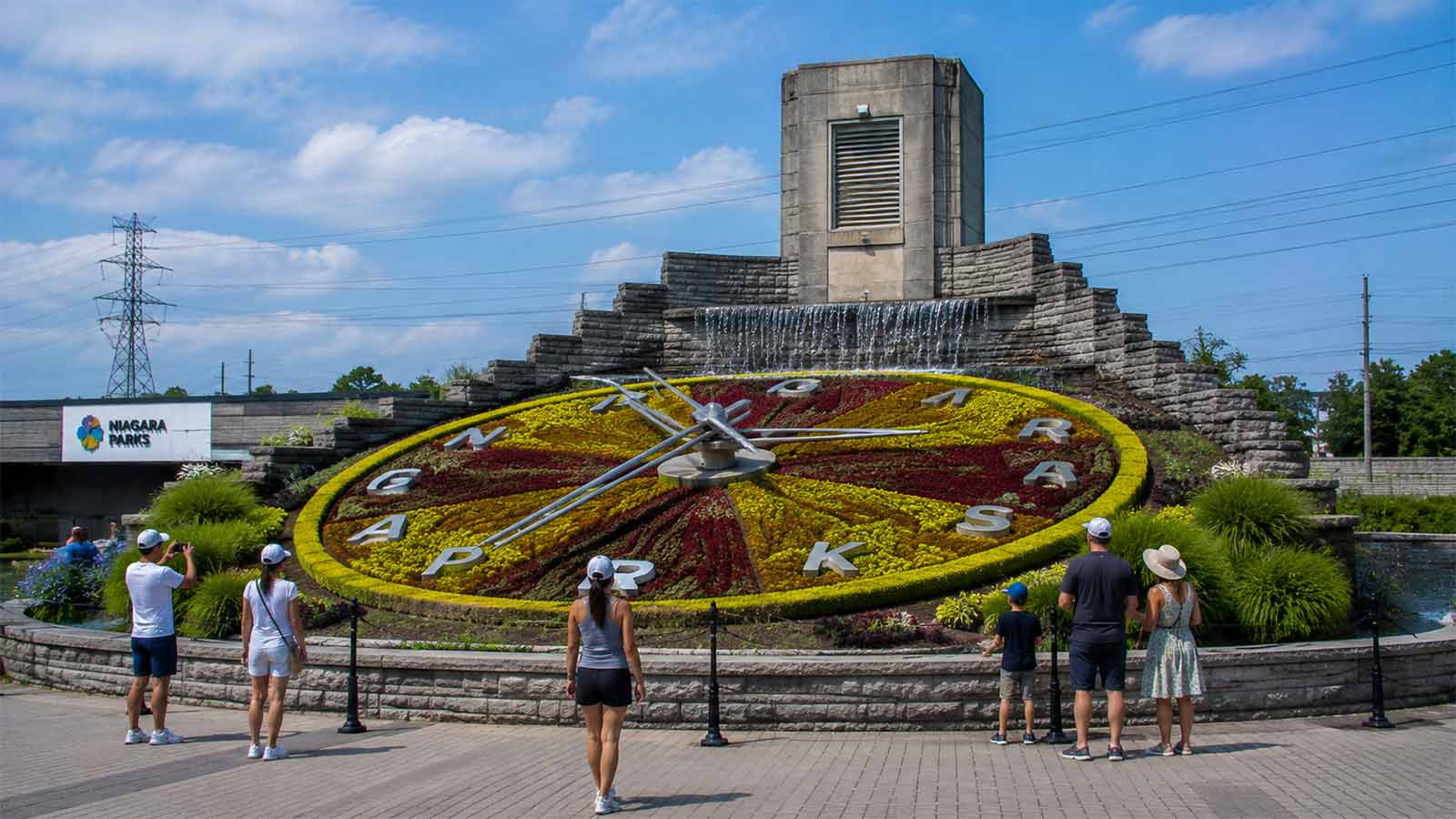 Floral Clock, Niagara Parks, Ontario