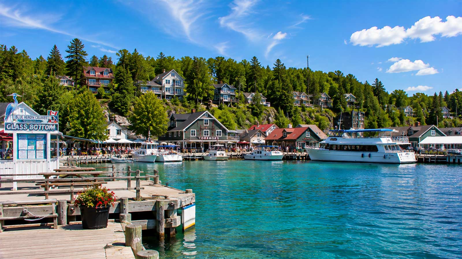 Little Tub Harbour with boats and clear blue water in Tobermory, Ontario
